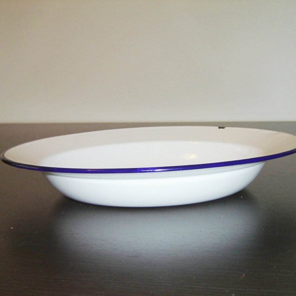 Vintage retro Graniteware 9 1/2 inch soup bowl GUC